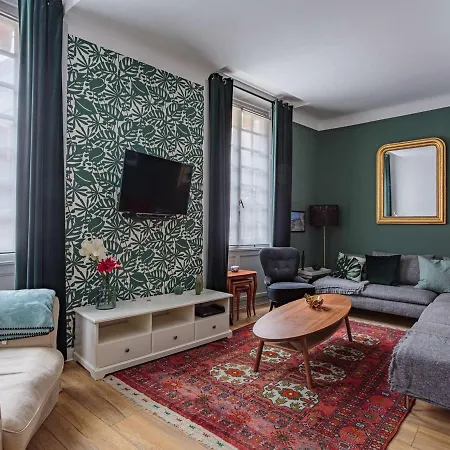 Апартаменты Plein Centre Historique, A 2 Pas, 3 Etoiles, Renove, 1 - Fr-1-4-671 Сен-Жан-де-Люз